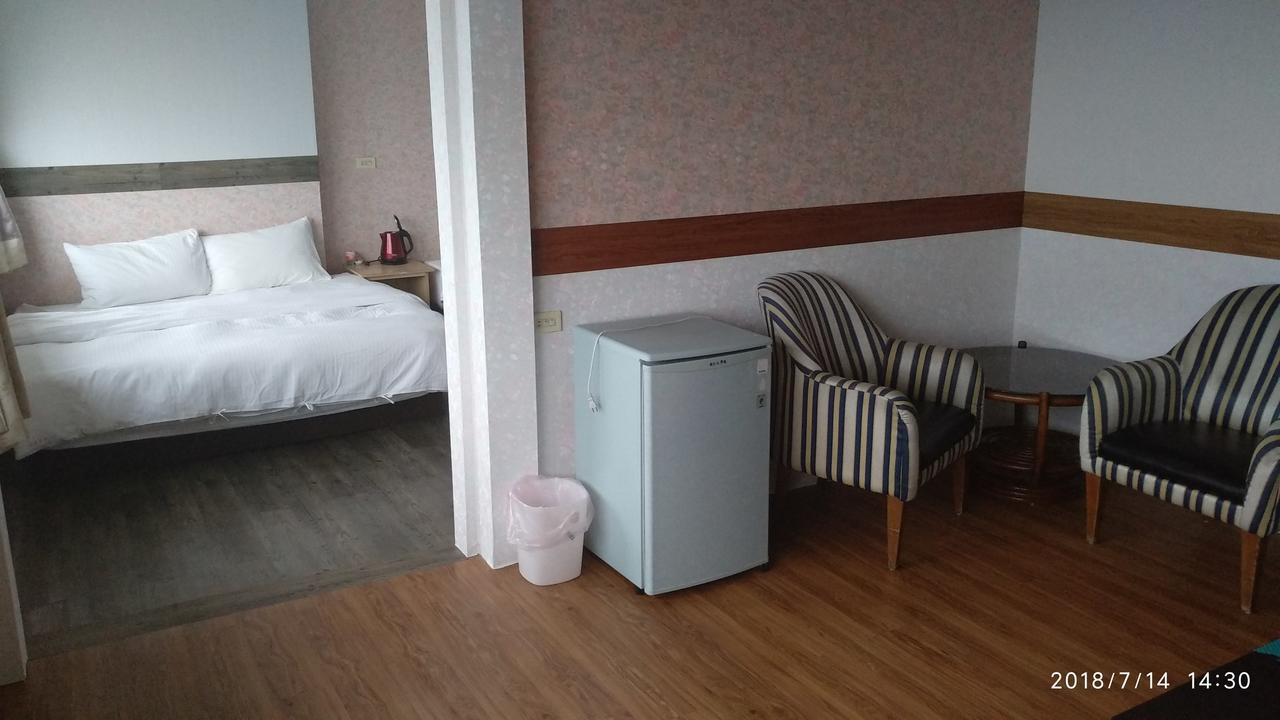 Sky Lounge B&B Zhushan Esterno foto