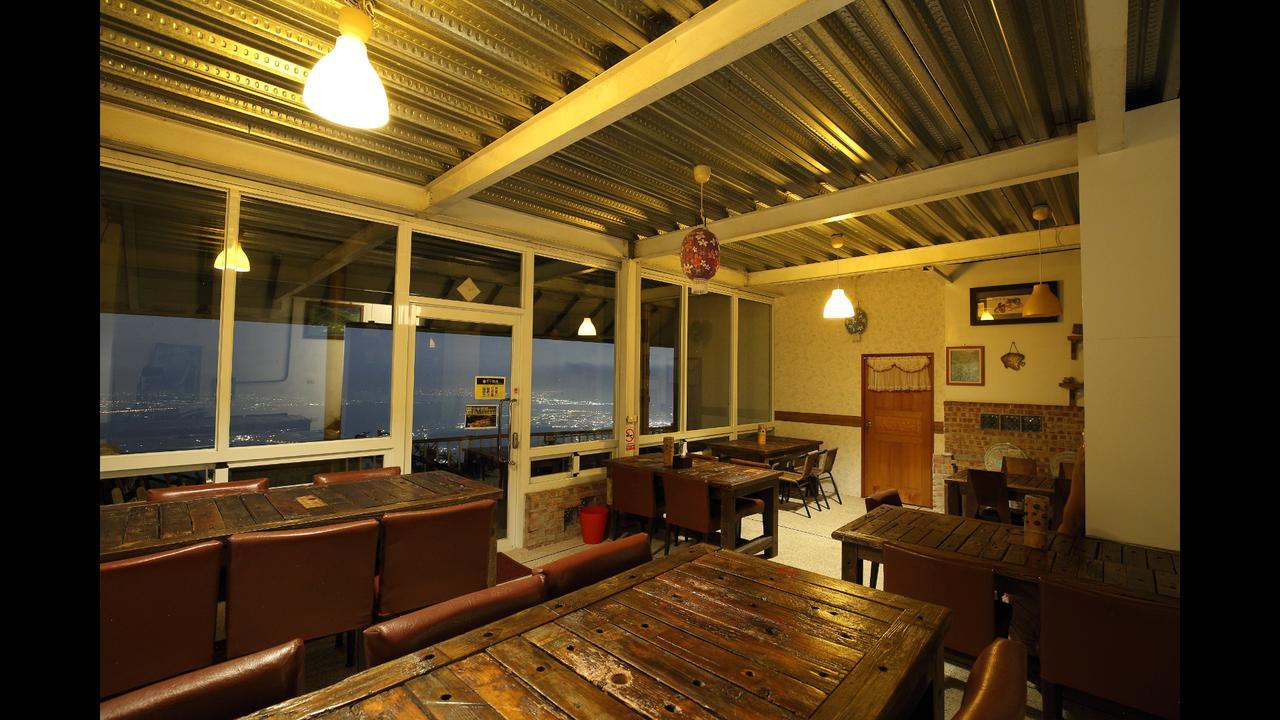Sky Lounge B&B Zhushan Esterno foto